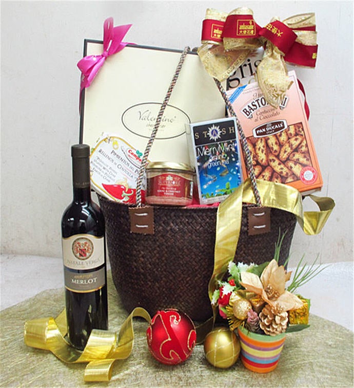 Christmas Eve Gift Basket
