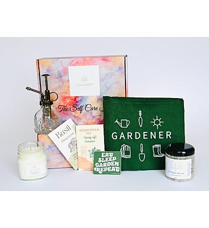 Plant Mom Gift Box, Cream Apron & Lavender Candle
