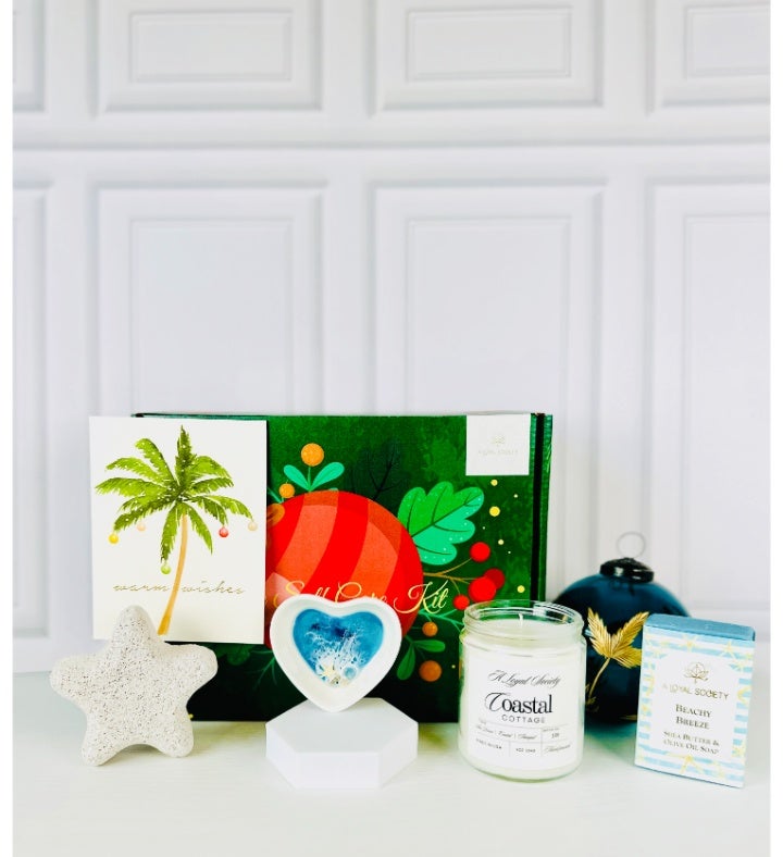 Warm Wishes Coastal Christmas Spa Gift Box