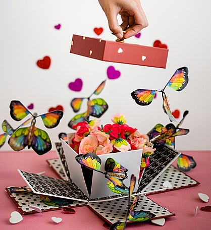 Love Explosion Cake Gift Box