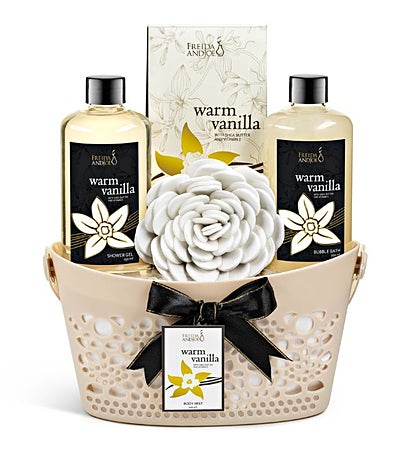 Warm Vanilla 5-piece Spa Basket