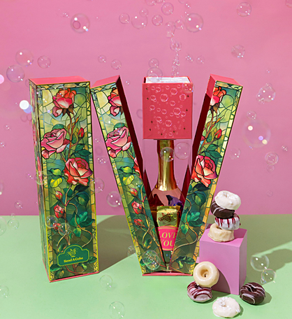 Valentine's Rose Bubble Gift Box With Mini Cake Donuts