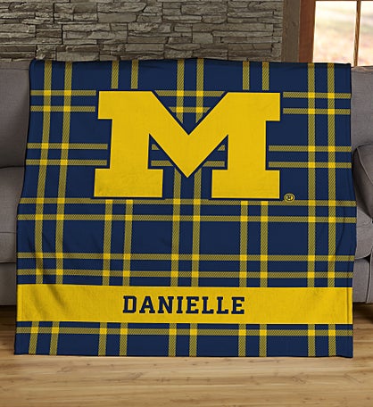 NCAA Plaid Michigan Wolverines Personalized Blankets