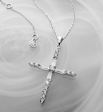 Crislu Cross Pendant