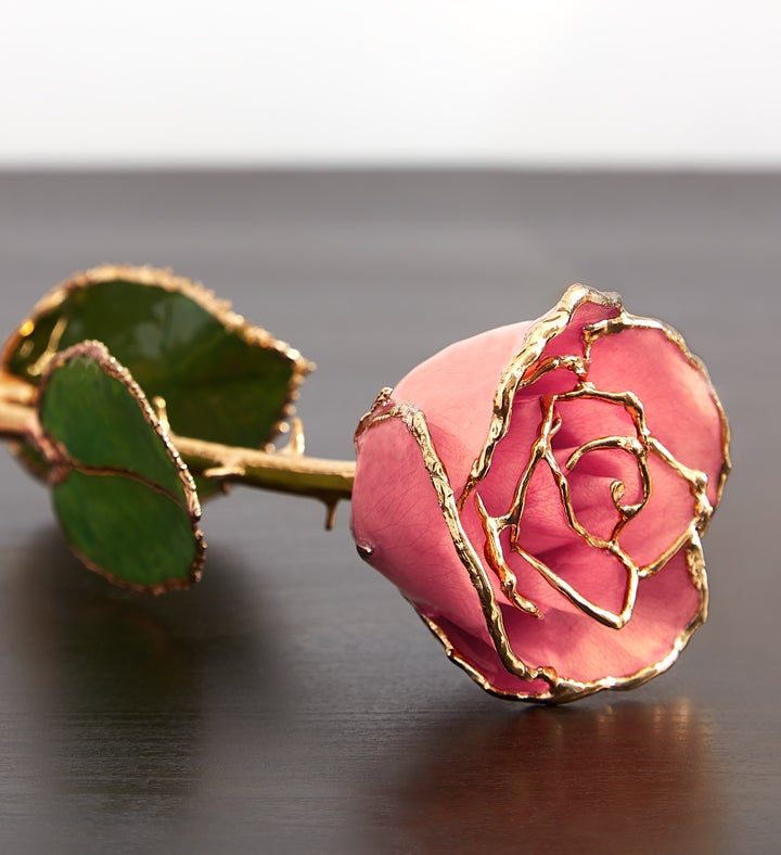 Enchanting 24K Gold Dipped Rose