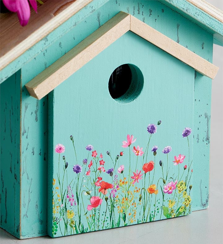 Birdhouse of Blooms