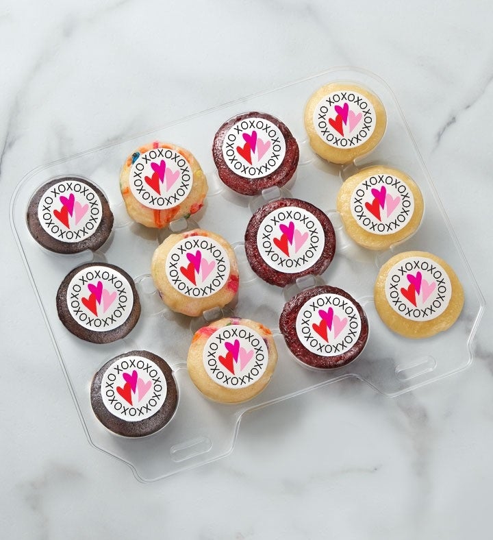 12 24 Personalized Mini XOXO Cupcakes