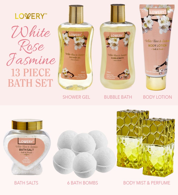 Bath & Body Gift Basket For Women   13 Piece Set