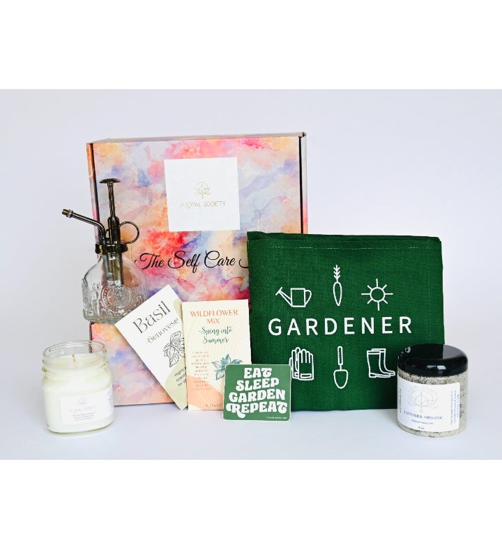 Plant Mom Garden Box, Mimosas Scent, Green Apron