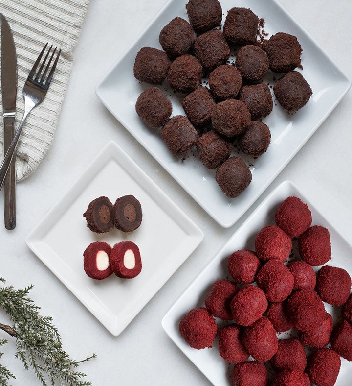 48 Cake Bites   2 Dozen Red Velvet & 2 Dozen Double Chocolate