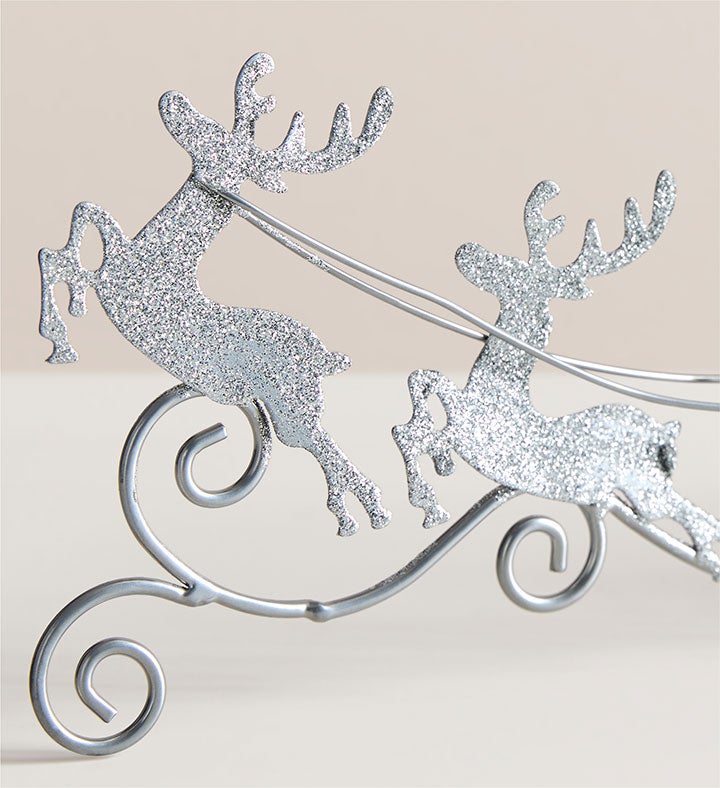 Sparkling Reindeer Sleigh with Yankee Candle®