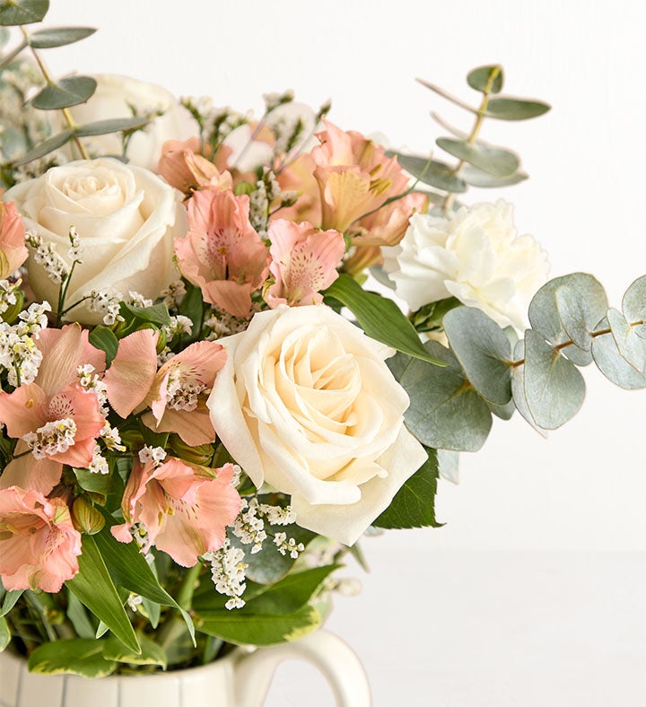 Natural Elegance™ Bouquet