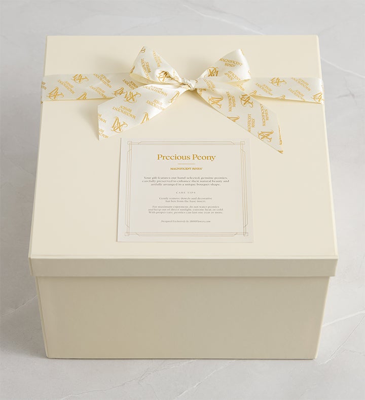 Magnificent Roses® Preserved Precious Peony