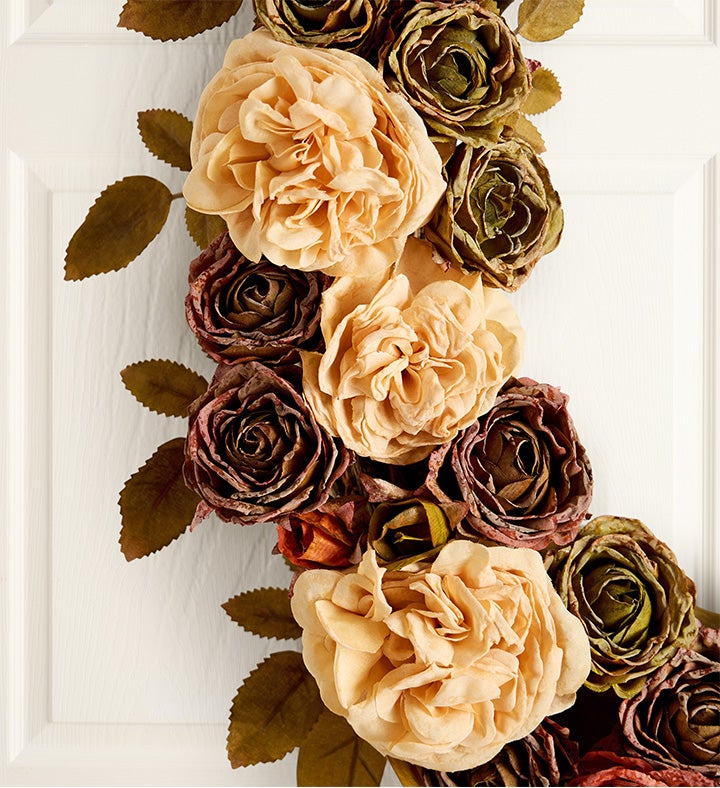 Subtle Beauty Wreath