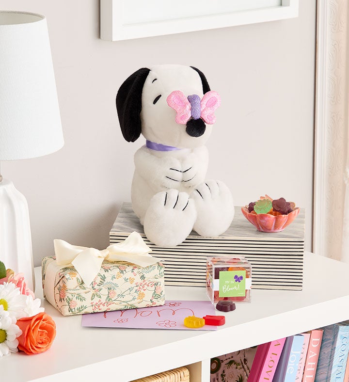 Peanuts® Blooming Joy Snoopy