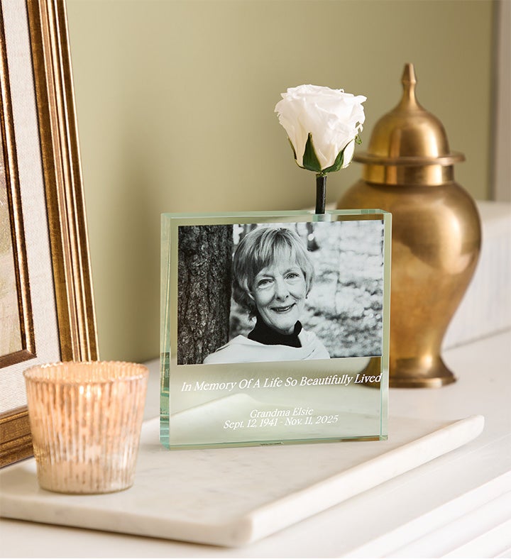 Magnificent Roses® Personalized Bud Vase for Remembrance
