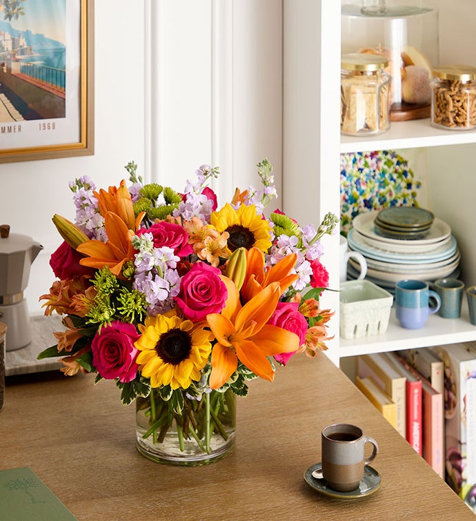 Floral Embrace™ | Natural & Warm Blooms