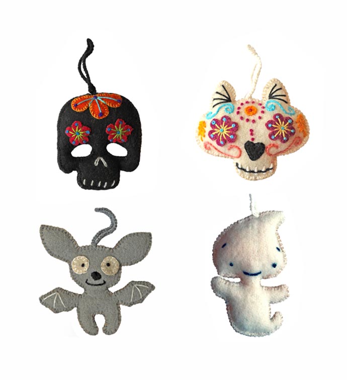 Halloween Ornaments  Set Of 4