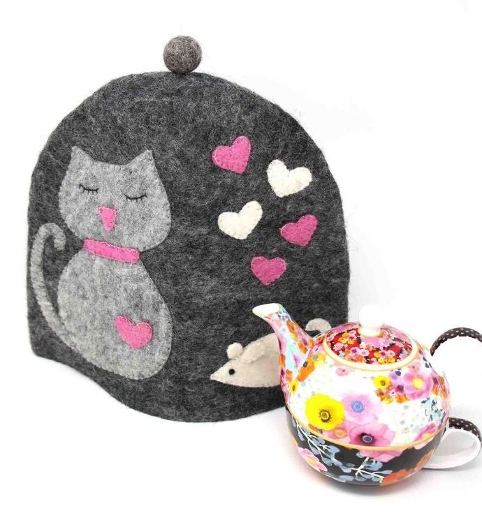 Handmade Felt Cat &amp; Mouse Tea Cozy