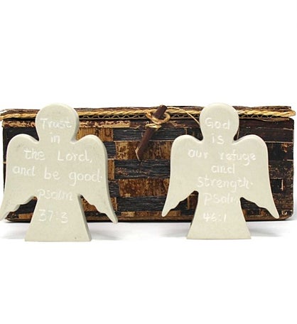 Devotional Angels With Psalm Inscriptions In Banana Fiber Gift Box