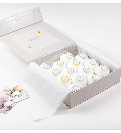 Aromatherapy Bath Bomb Gift Set - 14 Big Relaxing Bath Bombs In A Gift Box