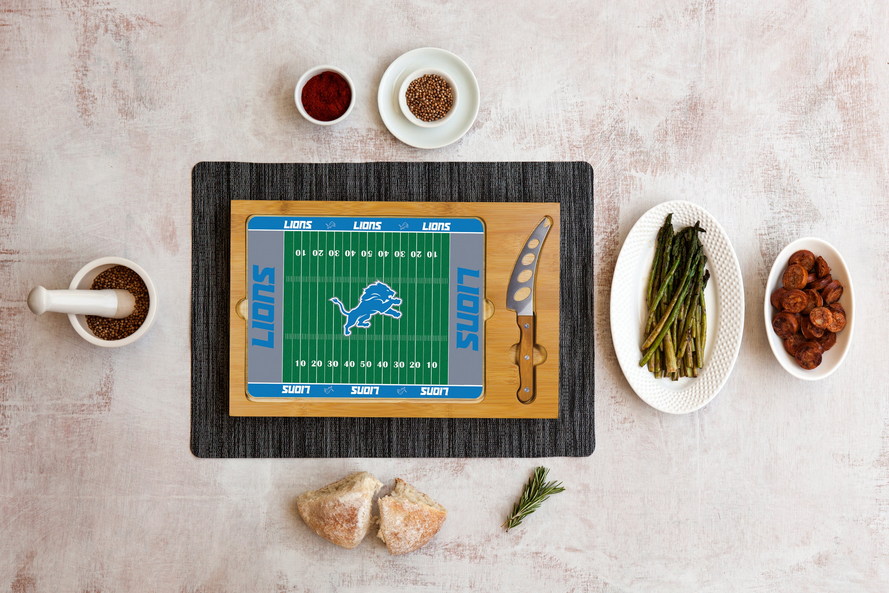 NFL Icon Glass Top Cutting Board & Knife Set