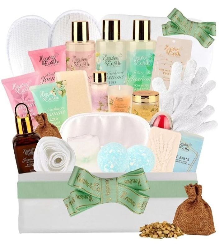 Deluxe Xl 25 piece Gift Basket Luxury Set