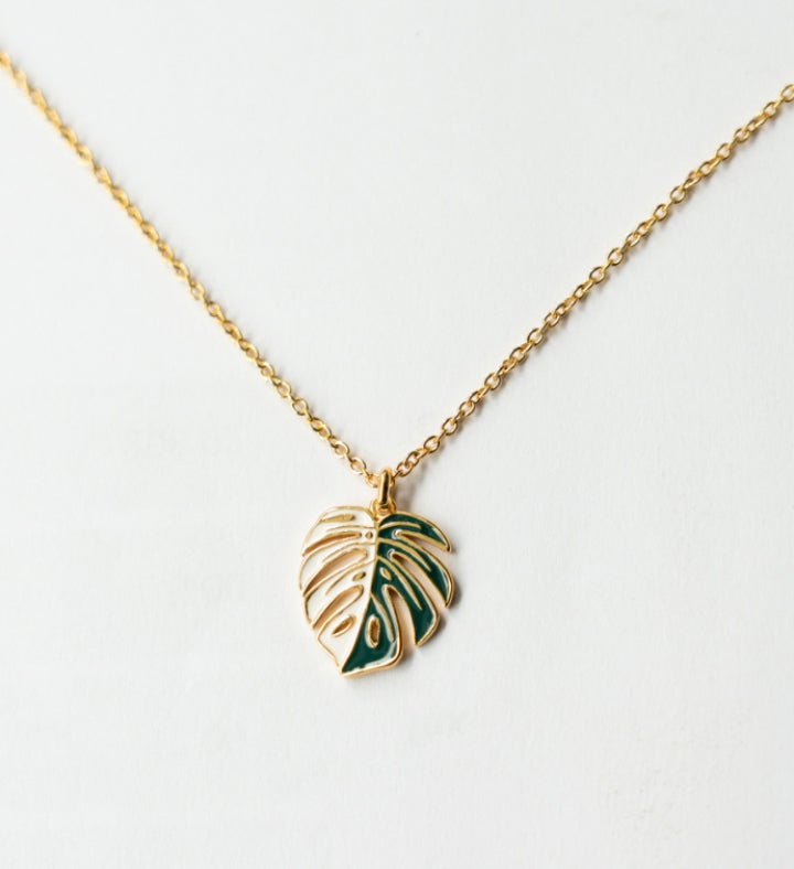 Variegated Monstera Albo Necklace 18k Gold