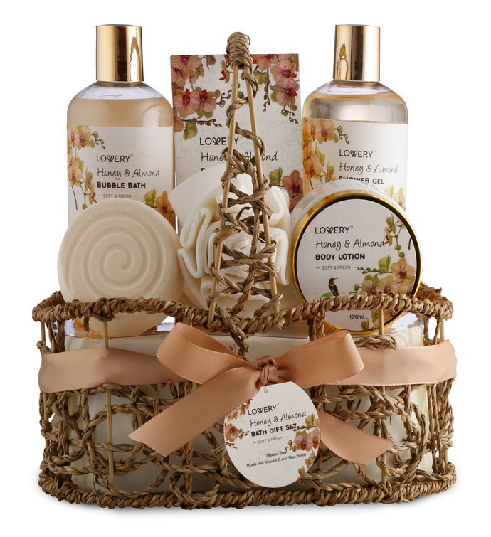 Home Spa Gift Basket   Honey & Almond Scent   Luxury Set