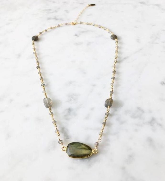 Mrs. Parker Endless Summer Labradorite Necklace in Gold