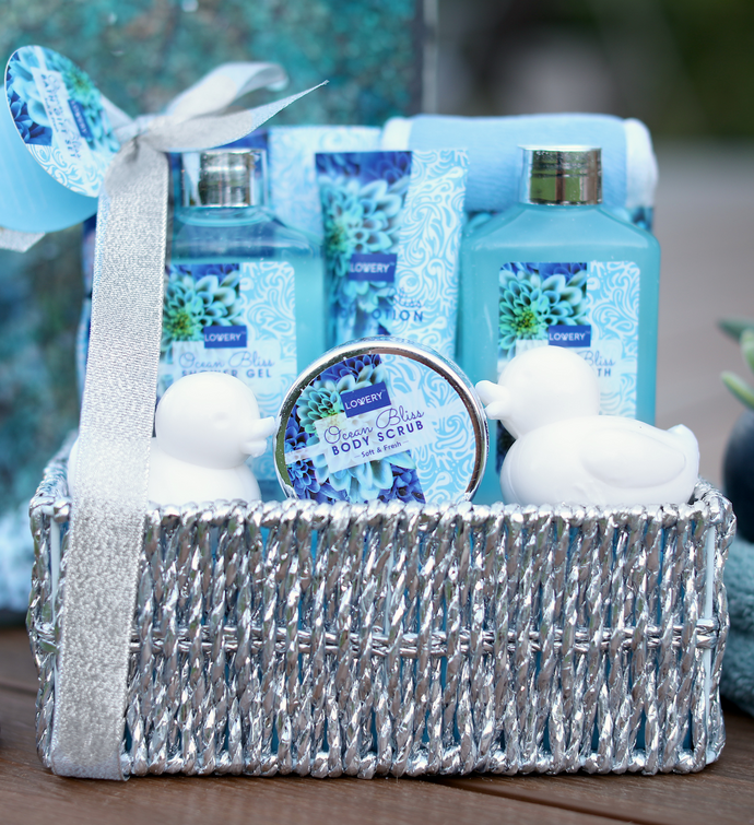 Luxury Home Spa Gift Basket - Ocean Bliss Scent - 9pc Set