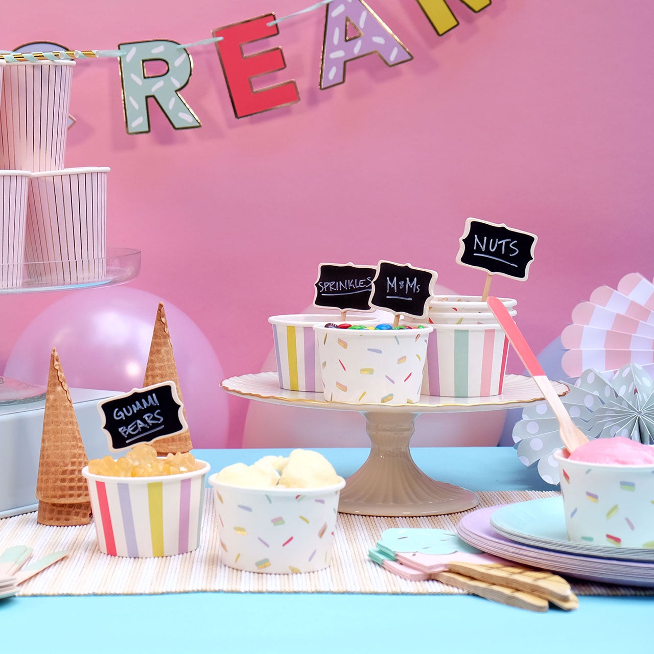 Ice Cream Cone Napkins (25 Per Pack)