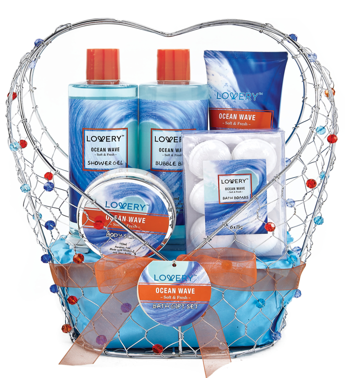 Bath & Body Spa Gift Baskets   Ocean Wave In Heart Jeweled Holder   11pc