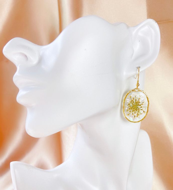 Real White Lace Flower Oval Earrings