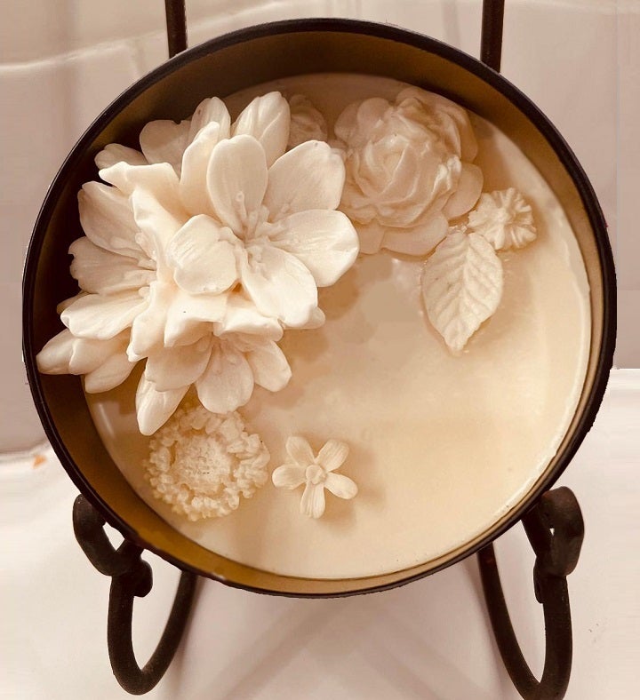 Handmade Sweet Medium Garden Flower Soy Candle