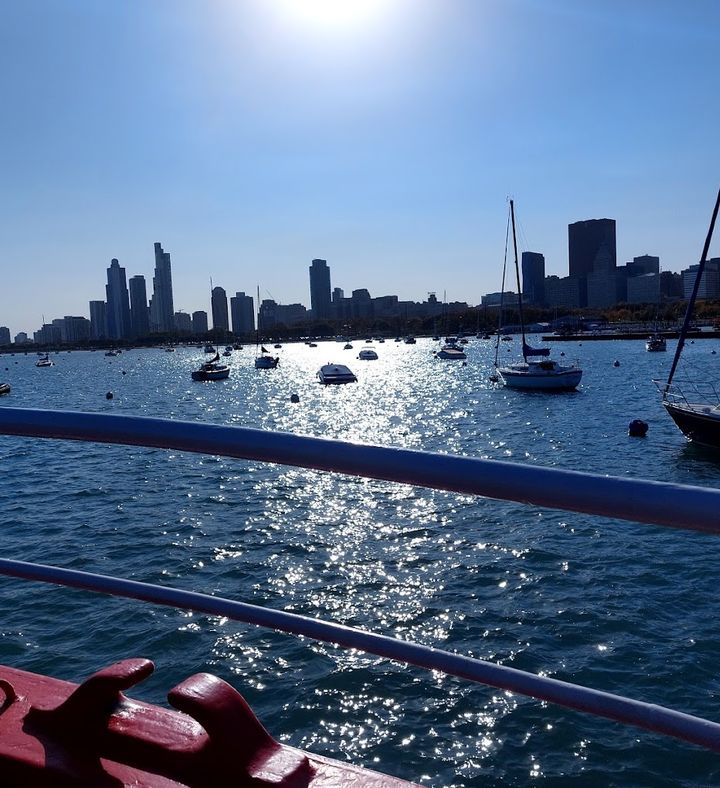 Sunset Brew Cruise Aboard An Original Fireboat For Two - Illinois