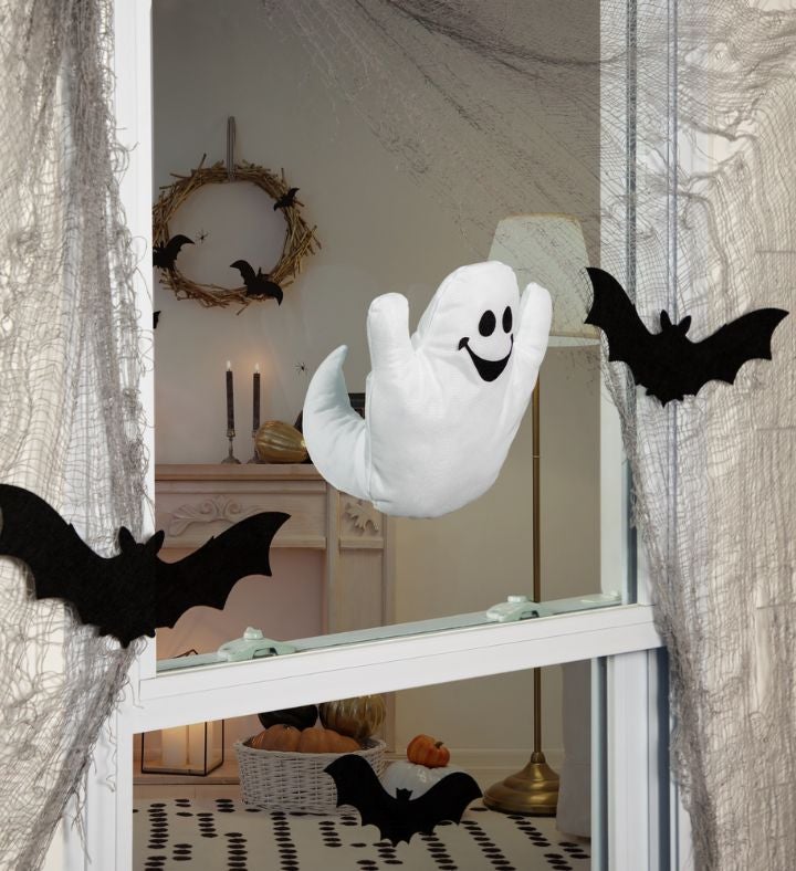 10" Ghastly Ghost 3-d Halloween Window Decoration