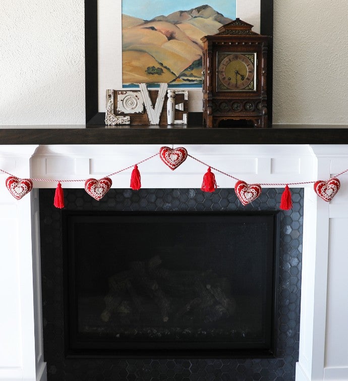 Valentine Heart Garland - Red