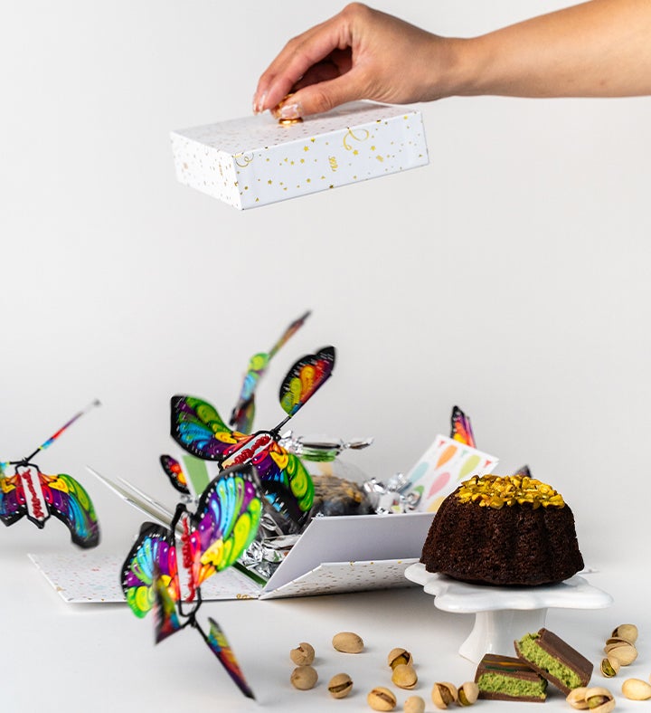 Dubai Cake Explosion Gift Bundle