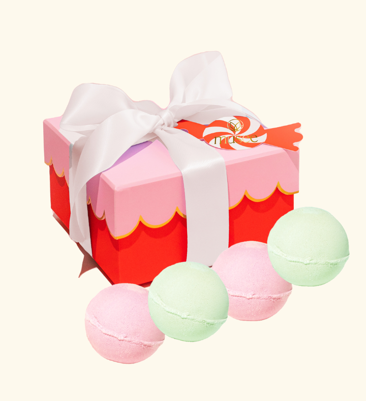 Musee Christmas Scalloped Bath Balm Set