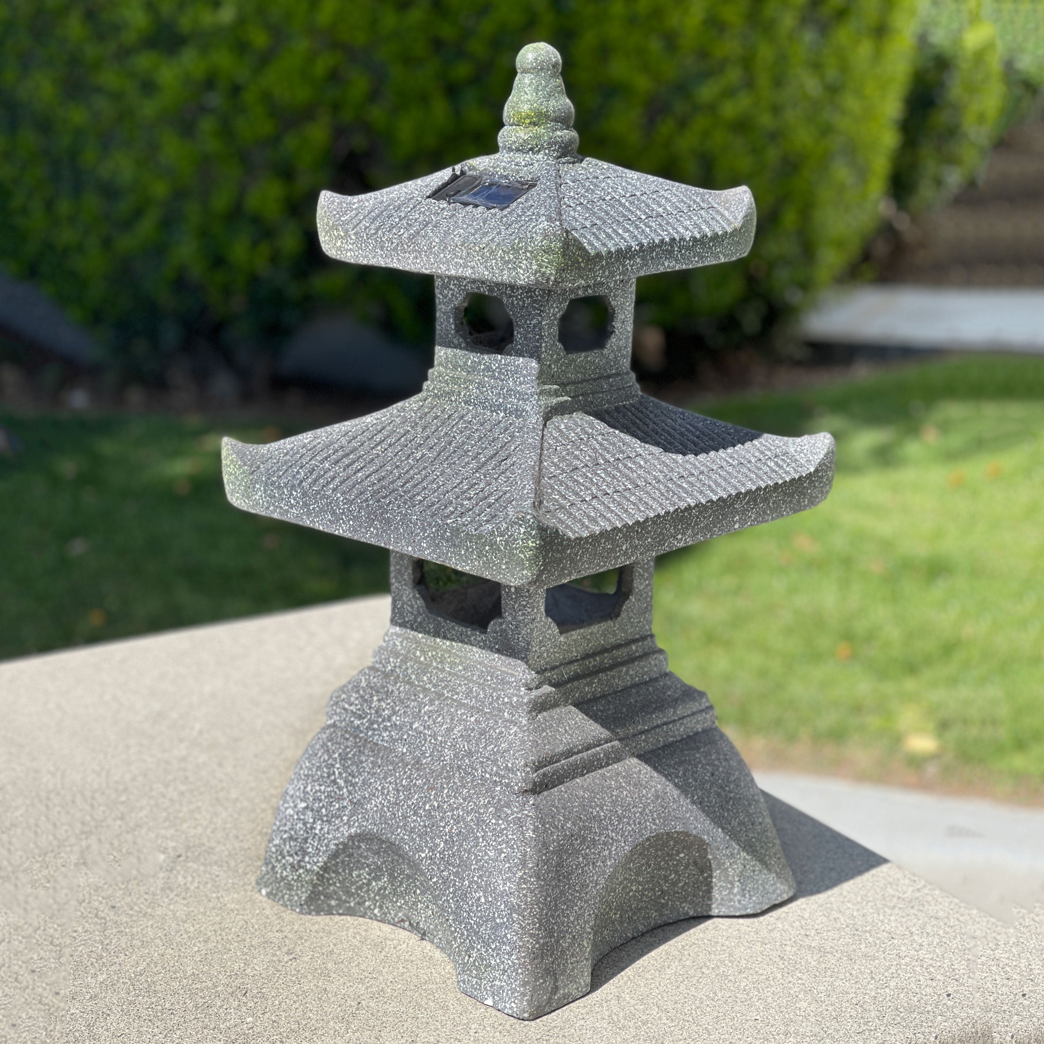 26" Polyresin Pagoda W/solar Light