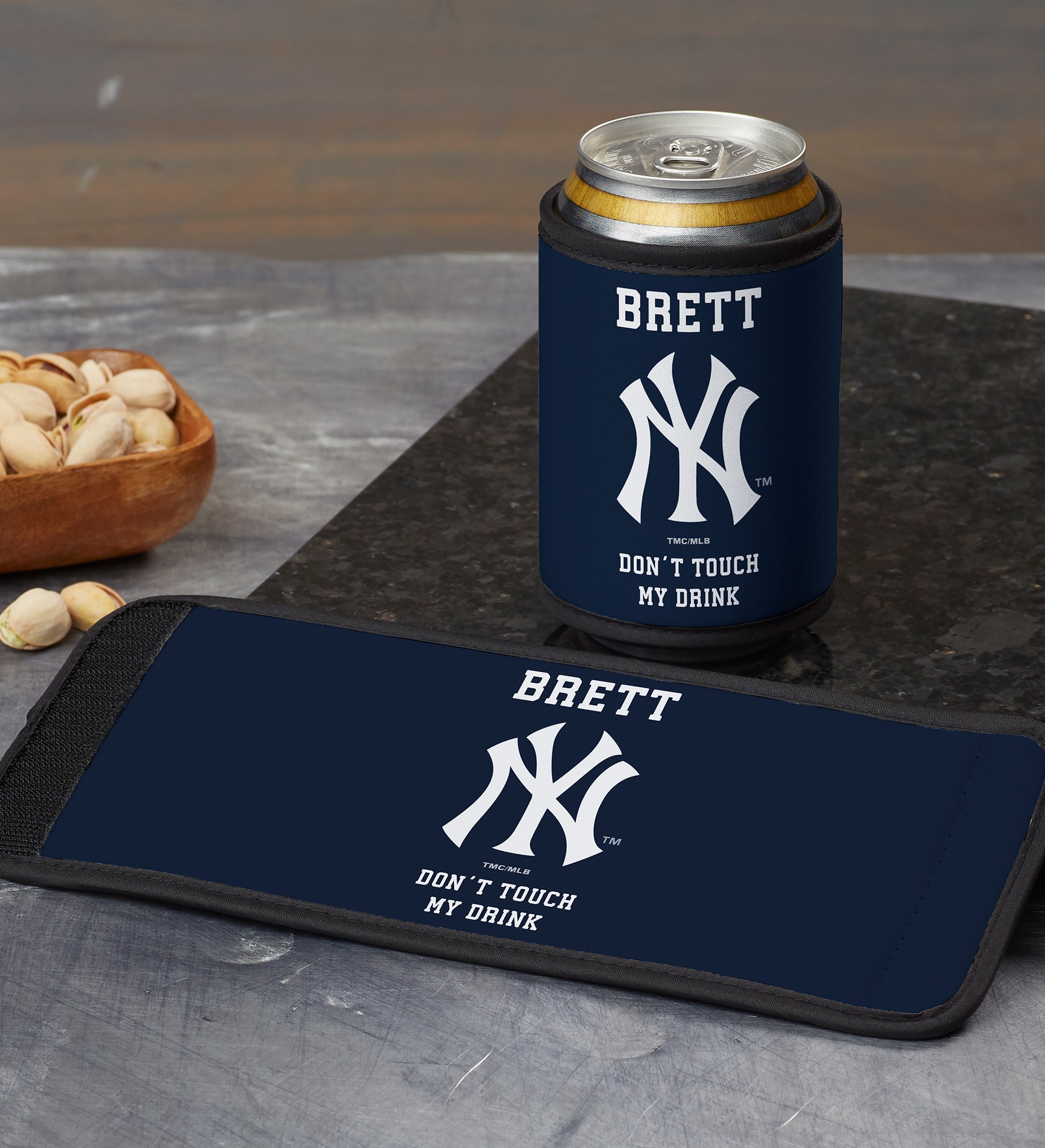 MLB New York Yankees Personalized Can & Bottle Wrap