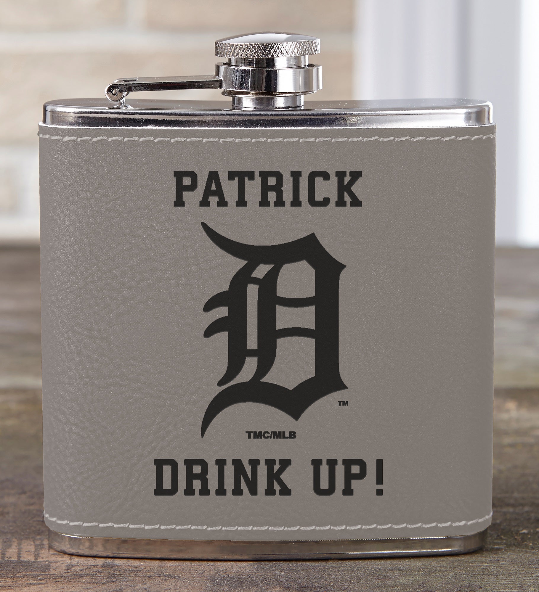MLB Detroit Tigers Leatherette Personalized Flask