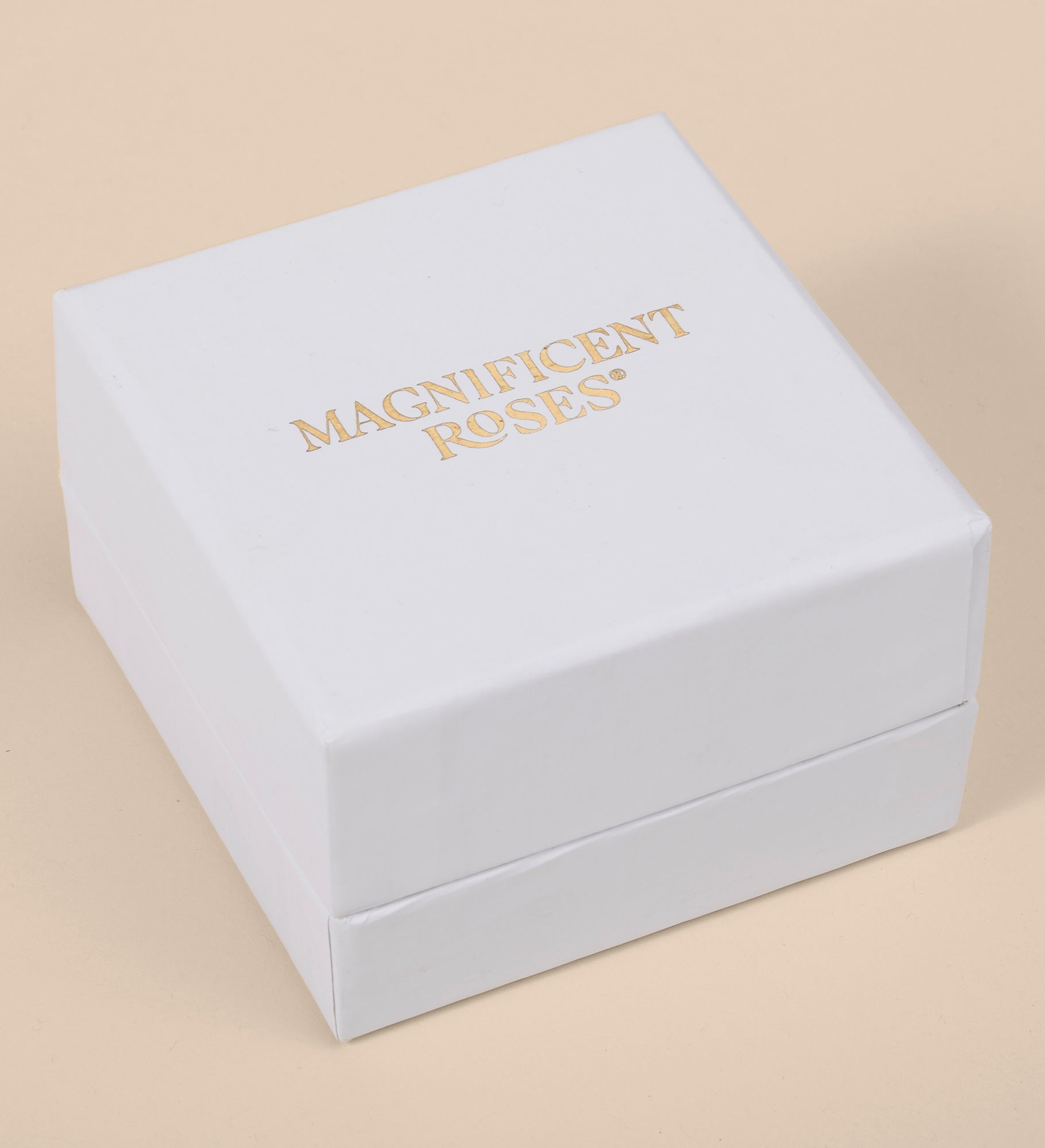 Magnificent Roses® Personalized For Mom Miniature Pink Rose Keepsake Box
