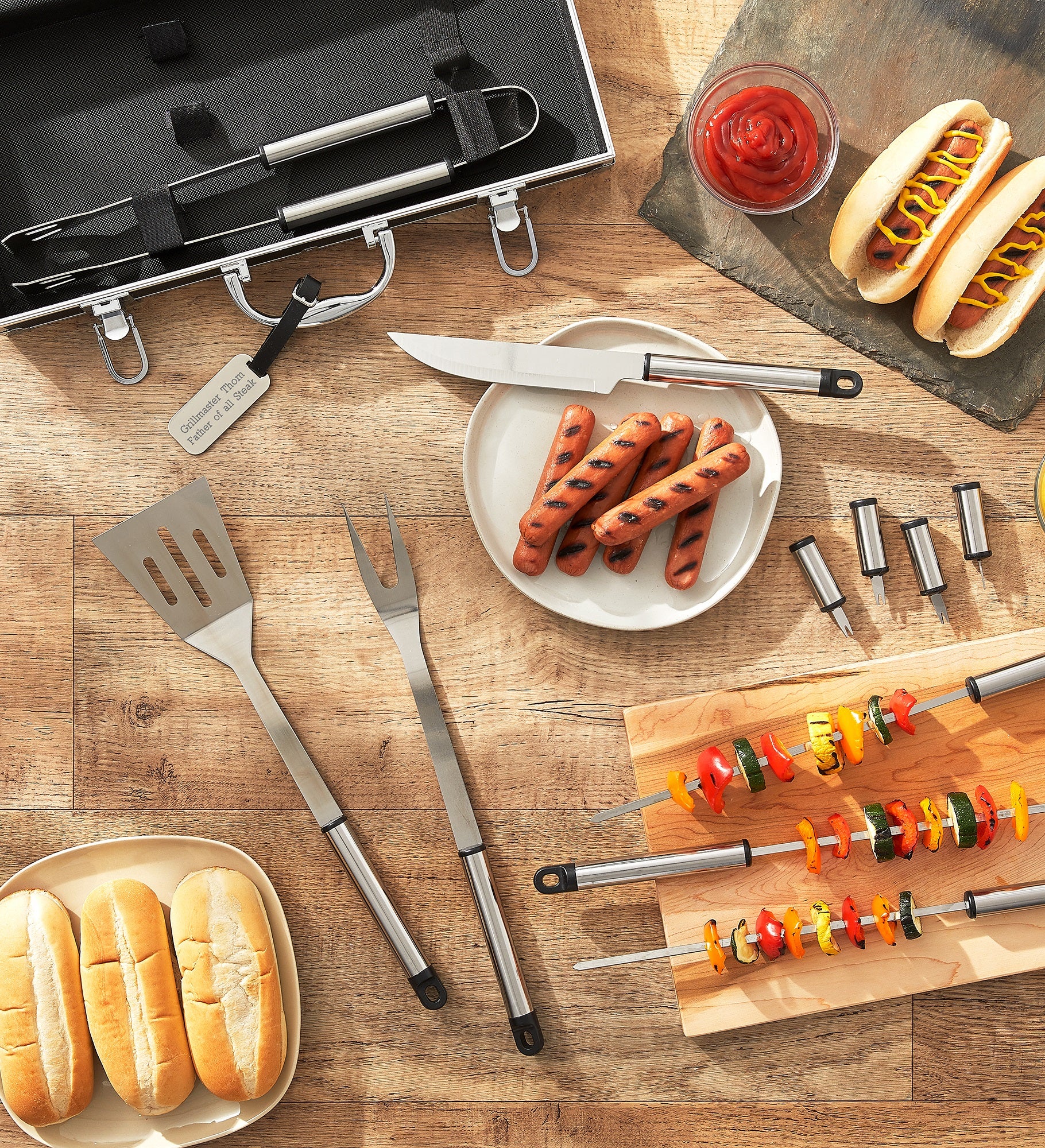 Engraved BBQ Master Case & 13 Piece Tool Set
